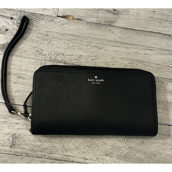 kate spade Handbags - Kate Spade New York Chester Street Brigitta Wristlet Wallet Black